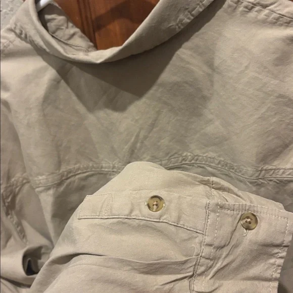 Athleta Khaki Button-Up Shirt - Picture 3 of 9